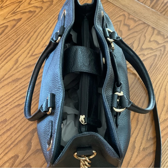 Excellent Michael Kors Hamilton Pebble Leather Shoulder/Satchel Handbag - Picture 5 of 13